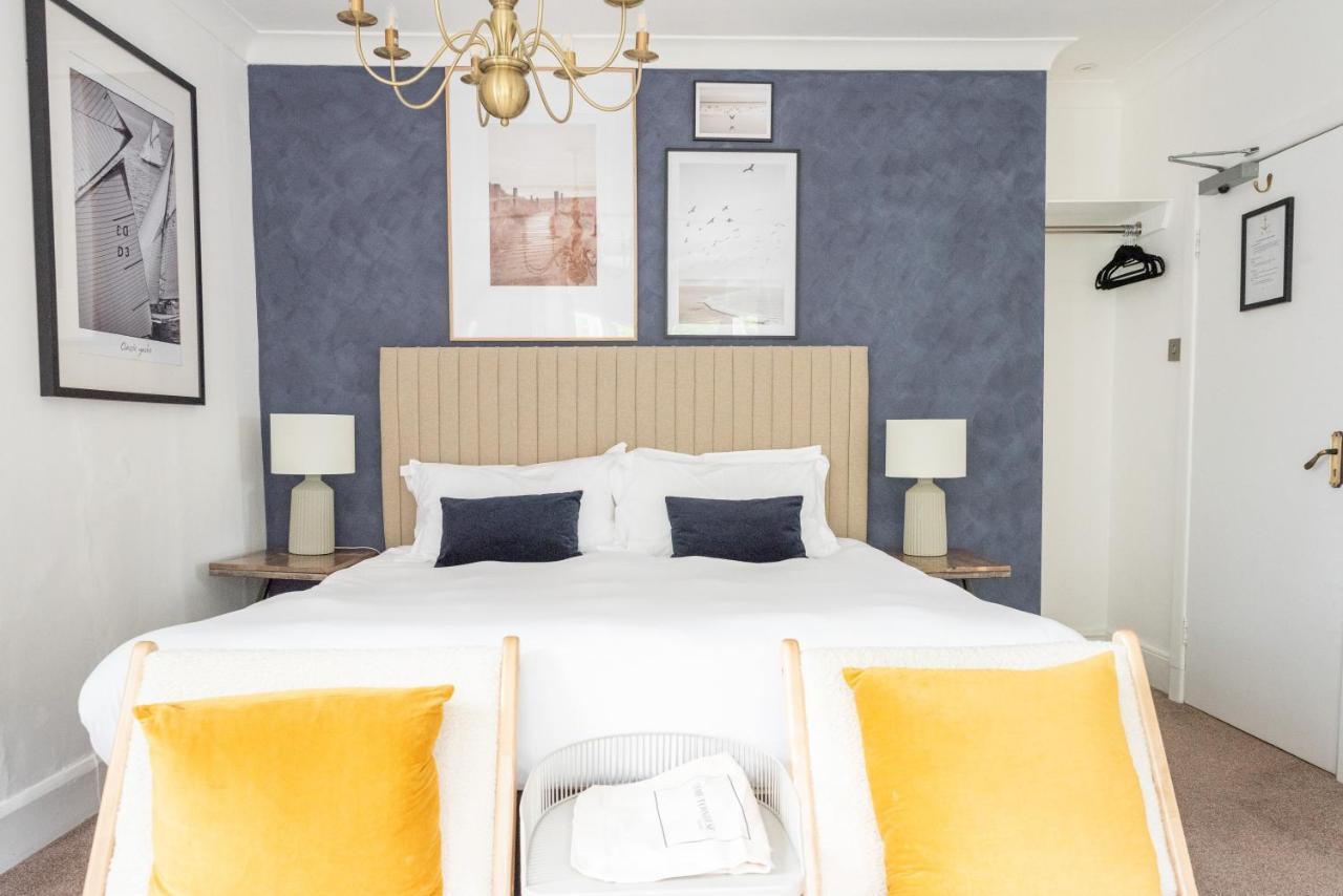 Large Double Room,1247029285:JPEG
