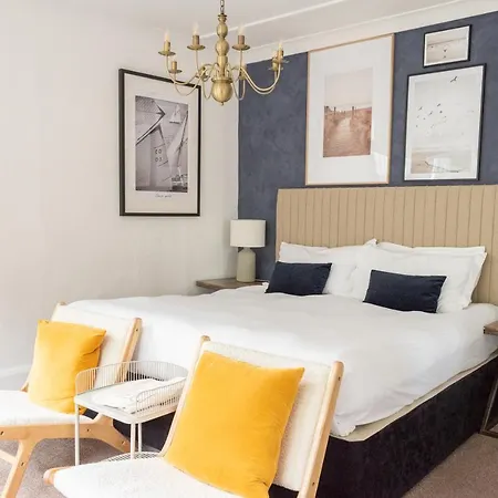Lyme Townhouse-2